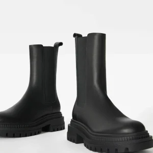 Bershka Chelsea Boots 14