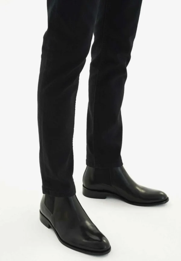 Kazar Chelsea Boots 5