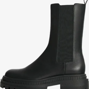 Bershka Chelsea Boots 10