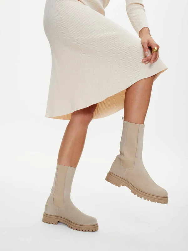 Karolina Kurkova Originals Chelsea Boots ‘Selma’ 5