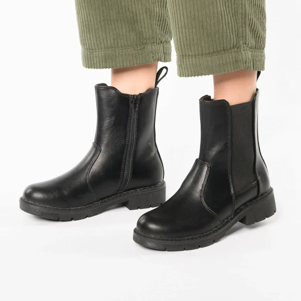 CITY WALK Chelsea Boots 6