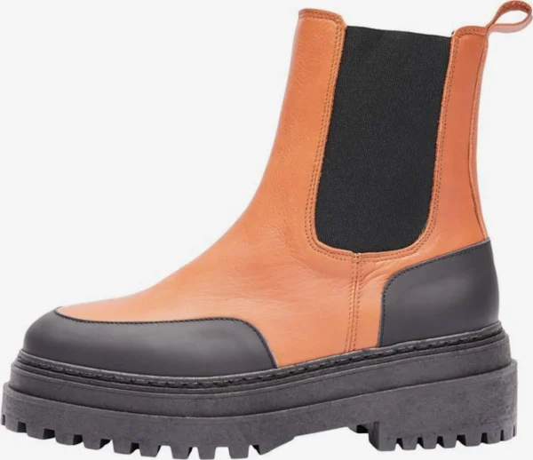 SELECTED FEMME Chelsea Boots ‘Chunky’ 1