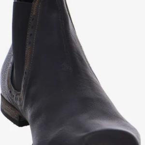 THINK! Chelsea Boots 15