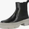 Karolina Kurkova Originals Chelsea Boots ‘Suki’ 17